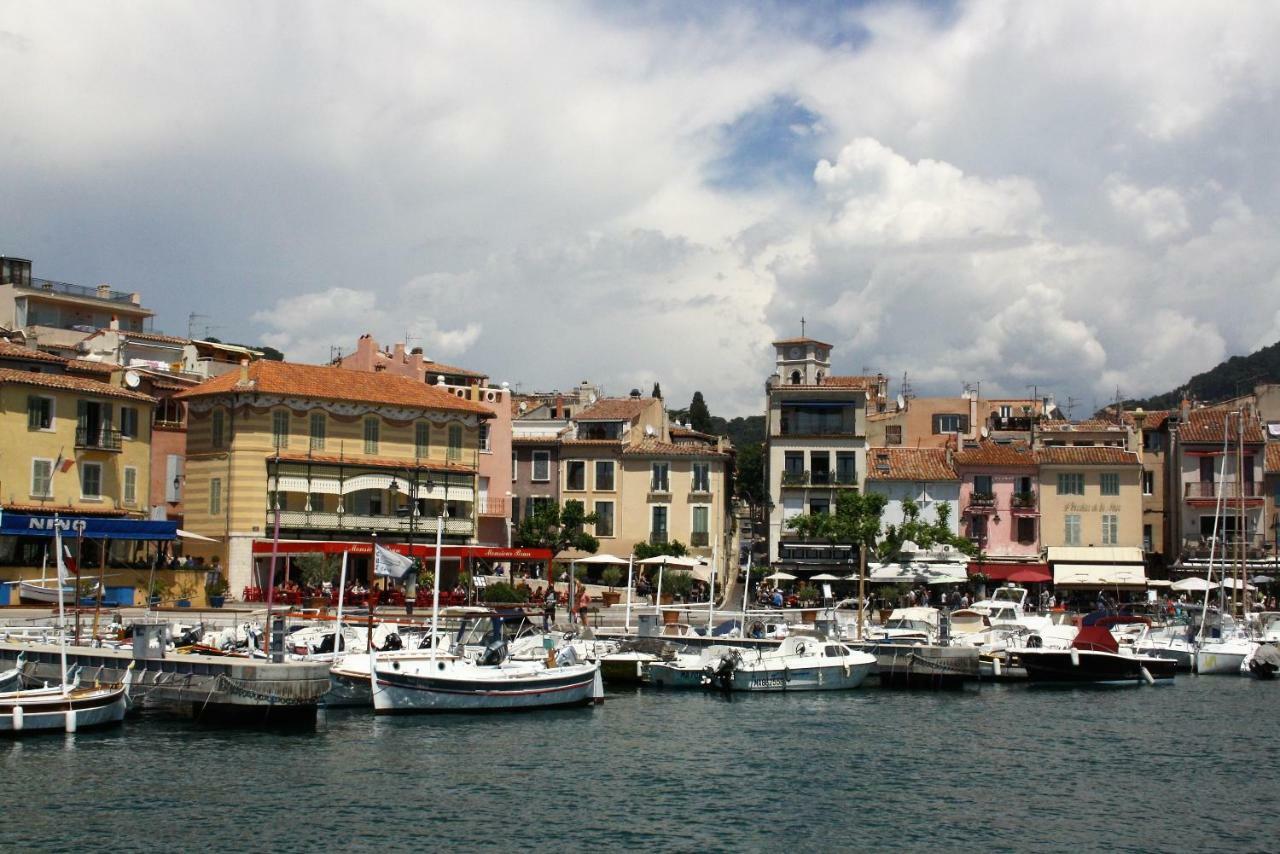 Cassis et ses merveilleuses Calanques Extérieur photo