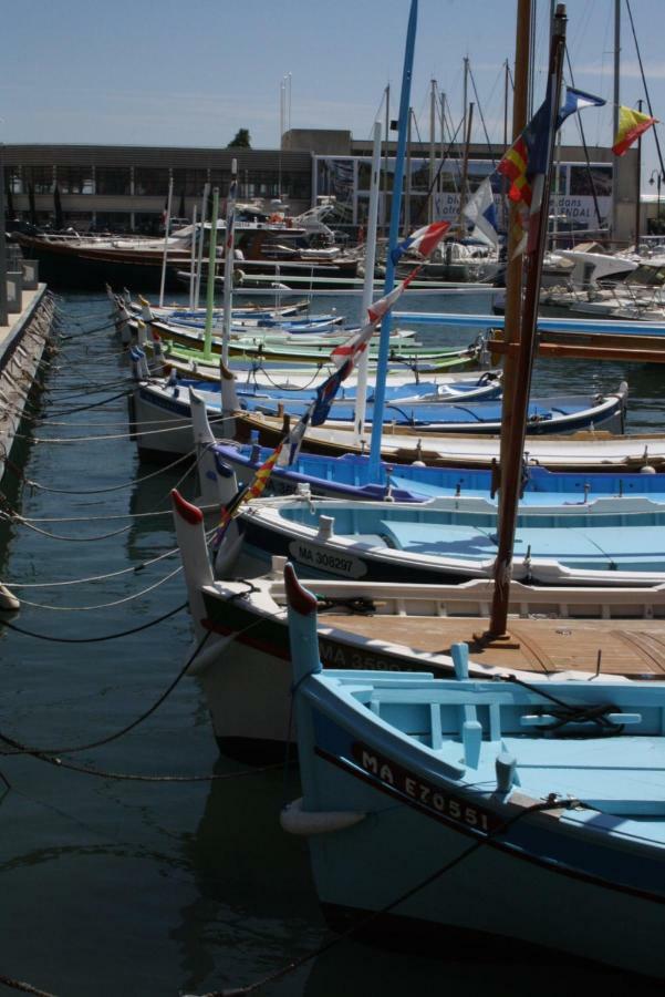 Cassis et ses merveilleuses Calanques Extérieur photo